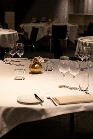 Гостиница Pullman Eindhoven Cocagne
