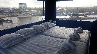 Гостиница Botel