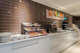 Гостиница Holiday Inn Express The Hague Parliament
