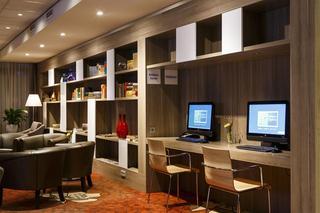 Гостиница Holiday Inn Express The Hague Parliament