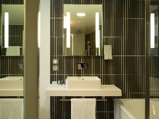 Гостиница Novotel Suites Den Haag City Centre