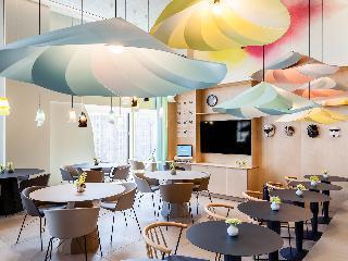 Гостиница Novotel Suites Den Haag City Centre