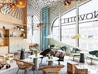 Гостиница Novotel Suites Den Haag City Centre