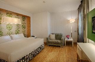 Гостиница NH Firenze