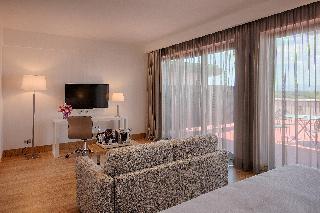 Гостиница NH Firenze