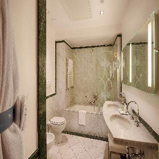 Гостиница NH Firenze