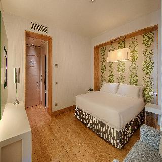 Гостиница NH Firenze