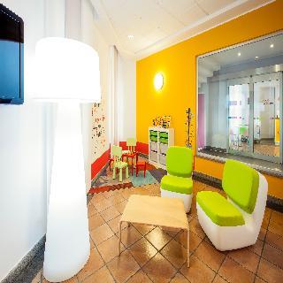 Гостиница Ibis Styles Napoli Garibaldi