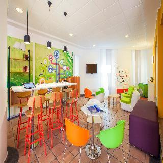 Гостиница Ibis Styles Napoli Garibaldi