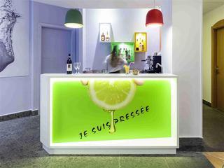 Гостиница Ibis Styles Napoli Garibaldi