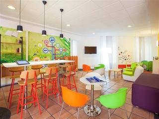 Гостиница Ibis Styles Napoli Garibaldi