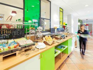 Гостиница Ibis Styles Napoli Garibaldi