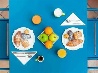 Гостиница Ibis Styles Napoli Garibaldi