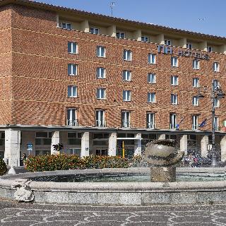 Гостиница NH Pisa