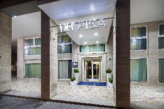 Гостиница NH Pisa