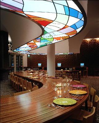 Гостиница Unahotels Vittoria Firenze