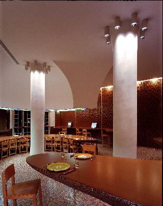 Гостиница Unahotels Vittoria Firenze