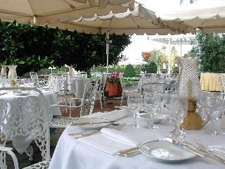 Гостиница Des Iles Borromees