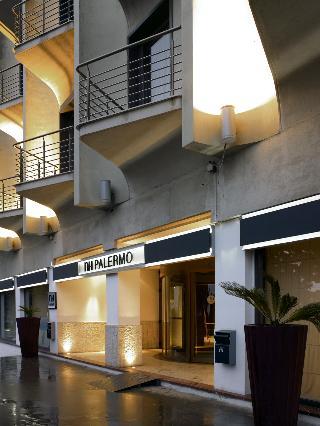 Гостиница NH Palermo