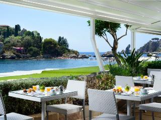 Гостиница La Plage Resort