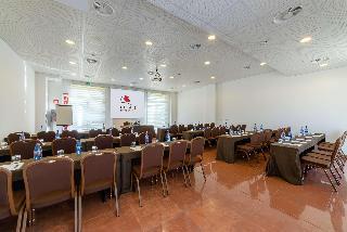 Гостиница Best W. Plus Leone di Messapia  & Conference