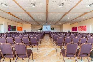 Гостиница Best W. Plus Leone di Messapia  & Conference