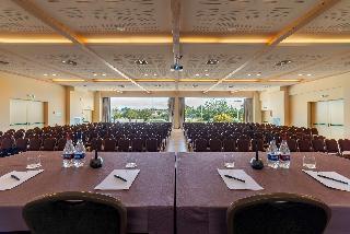 Гостиница Best W. Plus Leone di Messapia  & Conference