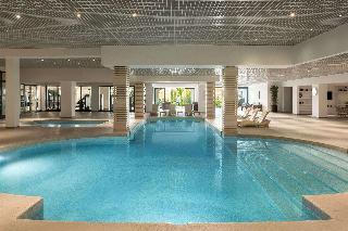 Hotel Ramada Resort by Wyndham Bodrum