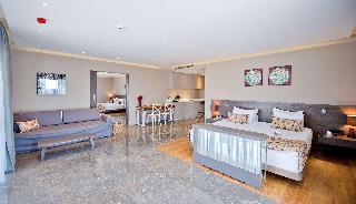 Hotel Ramada Resort by Wyndham Bodrum