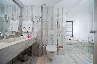 Hotel Ramada Resort by Wyndham Bodrum