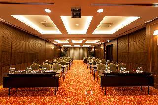 Гостиница Ramada Plaza by Wyndham Izmit