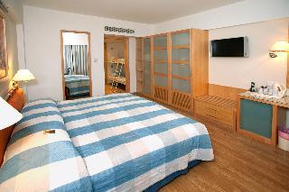 Гостиница St Raphael Resort