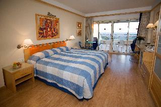 Гостиница St Raphael Resort