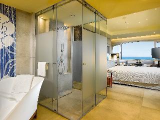 Гостиница St Raphael Resort
