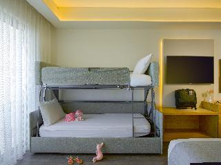 Гостиница St Raphael Resort