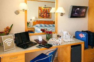 Гостиница St Raphael Resort