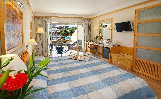 Гостиница St Raphael Resort