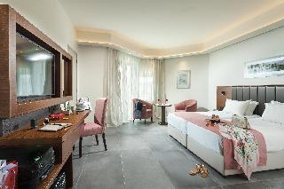 Гостиница St Raphael Resort