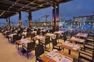 Hotel Olympic lagoon resort Paphos