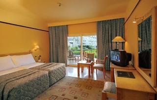 Hotel Cataract Pyramids Resort