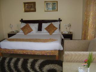 Hotel Cataract Pyramids Resort