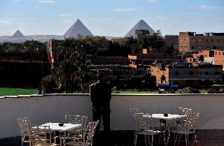 Hotel Cataract Pyramids Resort