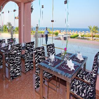 Hotel The Three Corners Happy Life Beach Resort