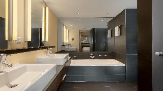 Гостиница Four Points By Sheraton Sihlcity