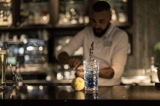 Гостиница Four Points By Sheraton Sihlcity