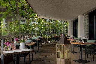 Гостиница Four Points By Sheraton Sihlcity