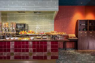Гостиница Four Points By Sheraton Sihlcity