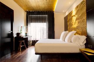 Hotel Claris and Spa
