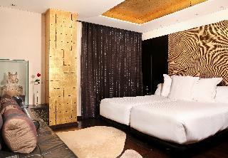 Hotel Claris and Spa
