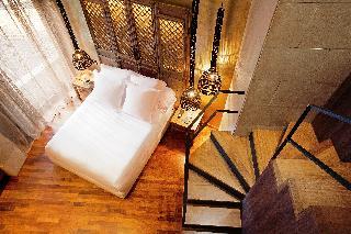 Hotel Claris and Spa